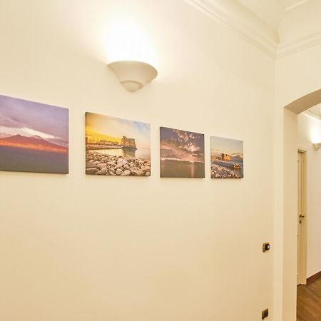 Pink Star Napoli Luxury Apartment Bagian luar foto