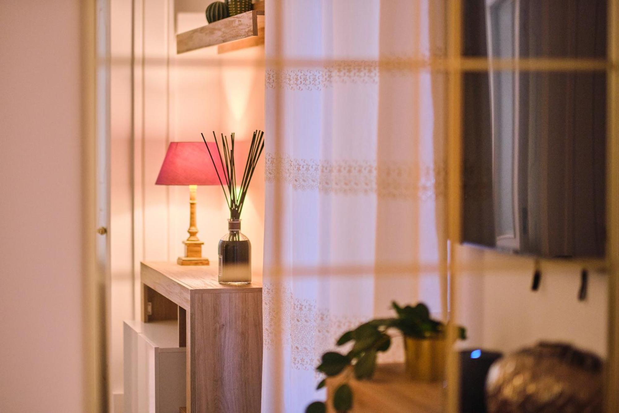 Pink Star Napoli Luxury Apartment Bagian luar foto