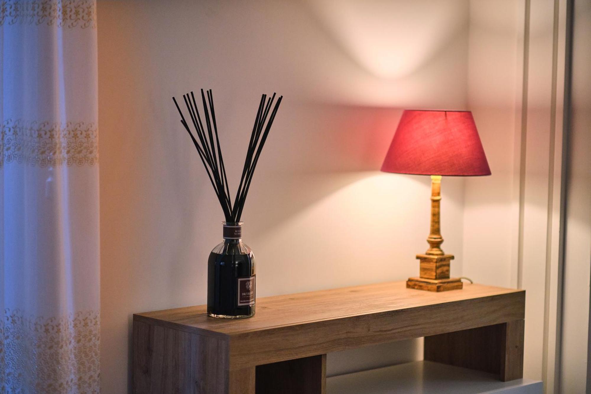 Pink Star Napoli Luxury Apartment Bagian luar foto