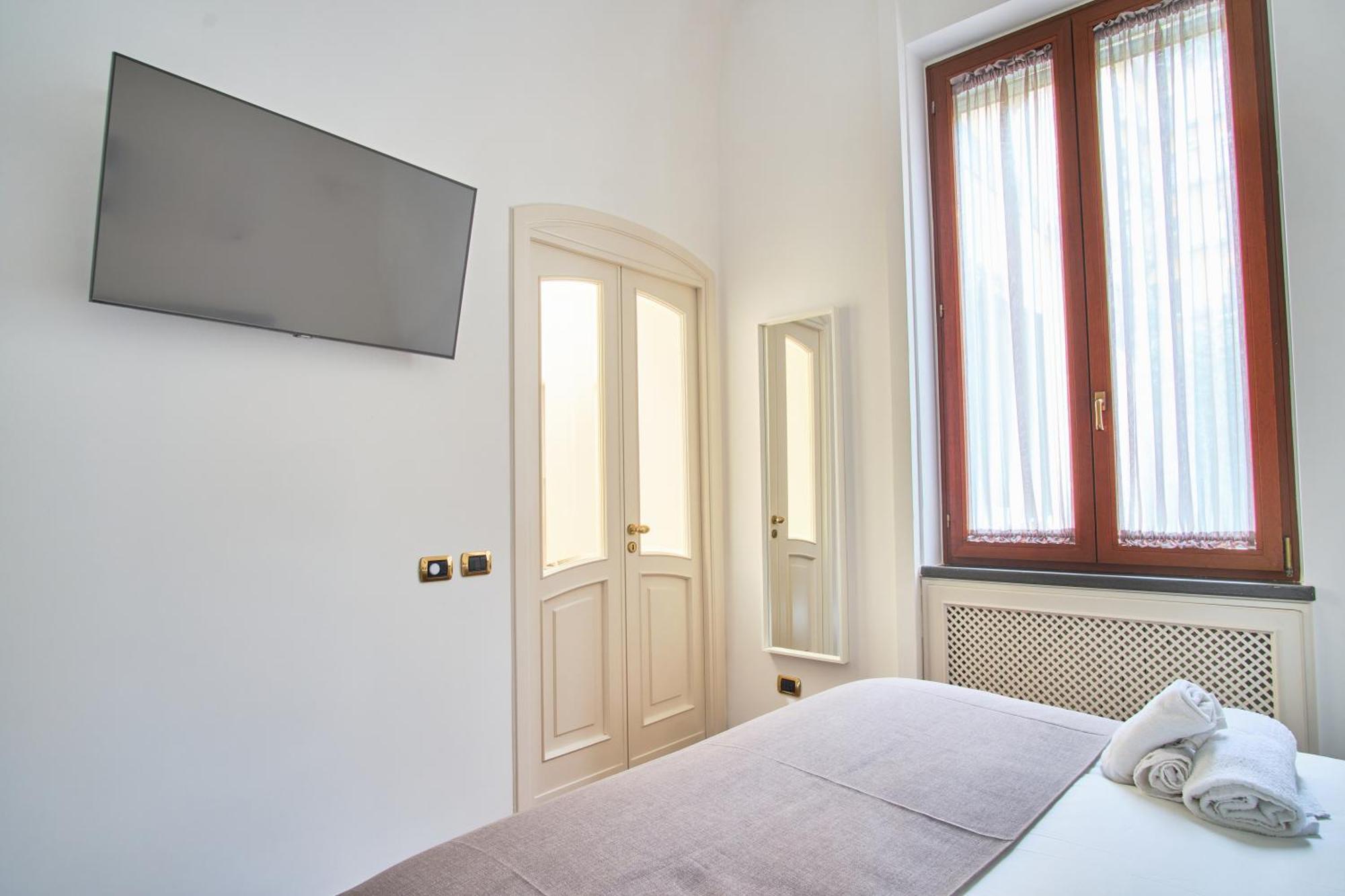 Pink Star Napoli Luxury Apartment Bagian luar foto