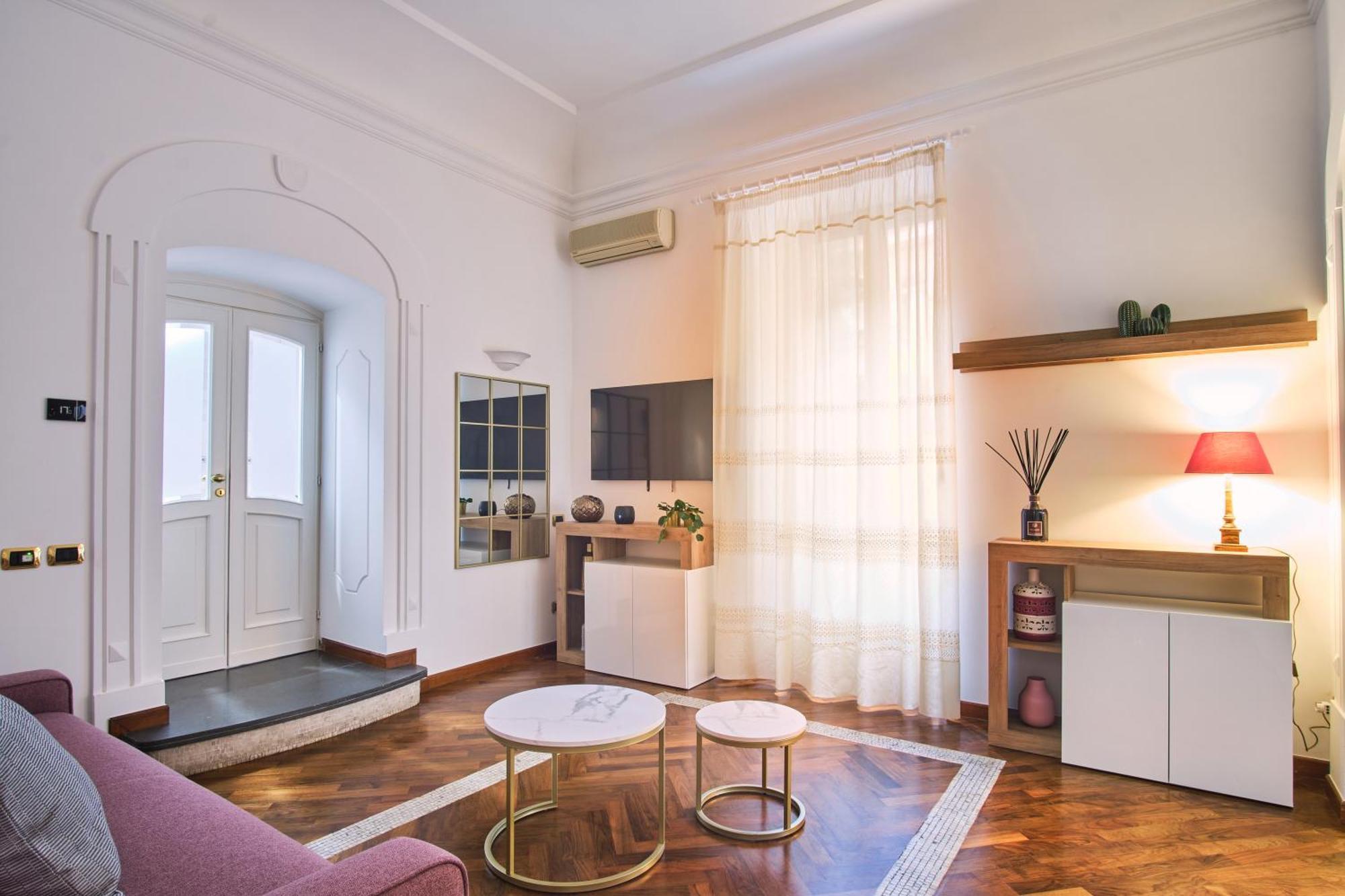 Pink Star Napoli Luxury Apartment Bagian luar foto